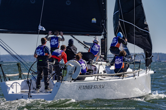 J/Teams Prevail In Stratford Shoal Gearbuster Race